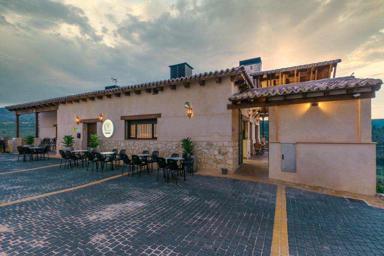 El Balcon De La Vega Hotel Pareja Exterior photo